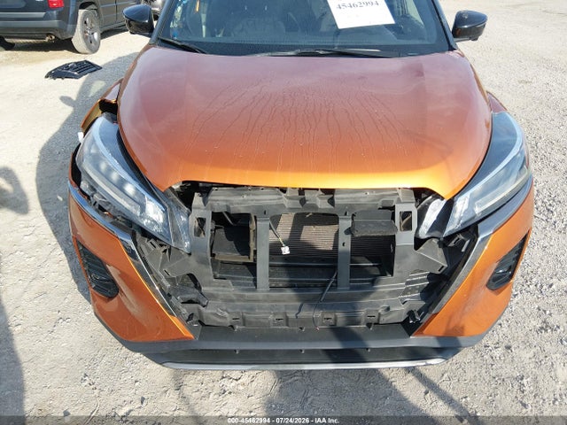 2022 Nissan Kicks Sr Xtronic Cvt მანქანა იყიდება აუქციონზე, vin: 3N1CP5DV1NL485886, აუქციონის ნომერი: 45462994