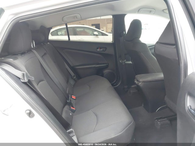 Toyota Prius L Eco 2019 JTDKARFU0K3084200 Image 8