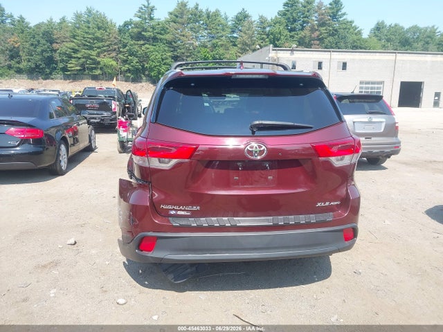 Toyota Highlander Xle 2018 5TDJZRFHXJS833802 Image 16