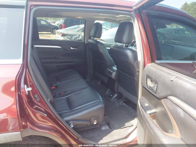Toyota Highlander Xle 2018 5TDJZRFHXJS833802 Image 8