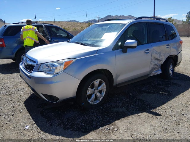JF2SJADC0GH548318 Subaru Forester 2.5i Premium