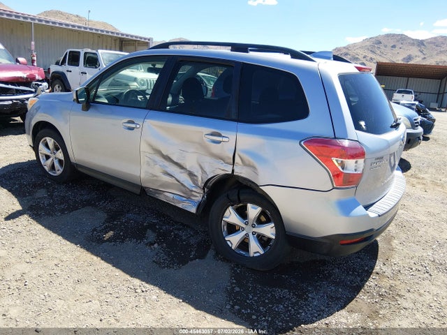 JF2SJADC0GH548318 Subaru Forester 2.5i Premium