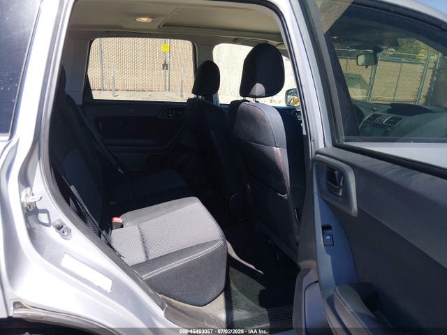 JF2SJADC0GH548318 Subaru Forester 2.5i Premium