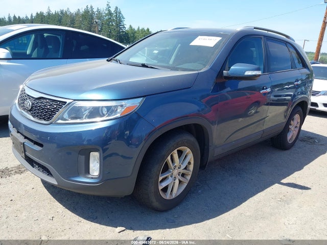 KIA SORENTO LX 2014 5XYKT3A63EG525544 Image 2