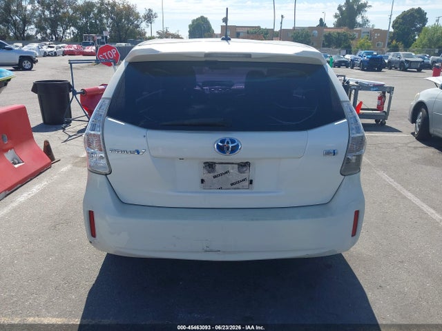 Toyota Prius V Five 2014 JTDZN3EU4E3308963 Image 16