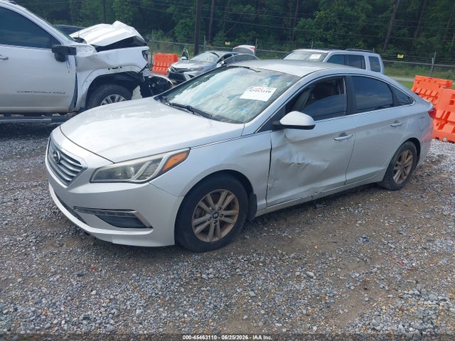 Hyundai SONATA SE 2015 5NPE24AF5FH161711 Image 2