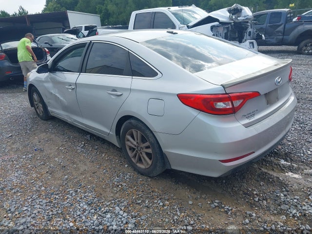 2015 Hyundai Sonata Se მანქანა იყიდება აუქციონზე, vin: 5NPE24AF5FH161711, აუქციონის ნომერი: 45463110