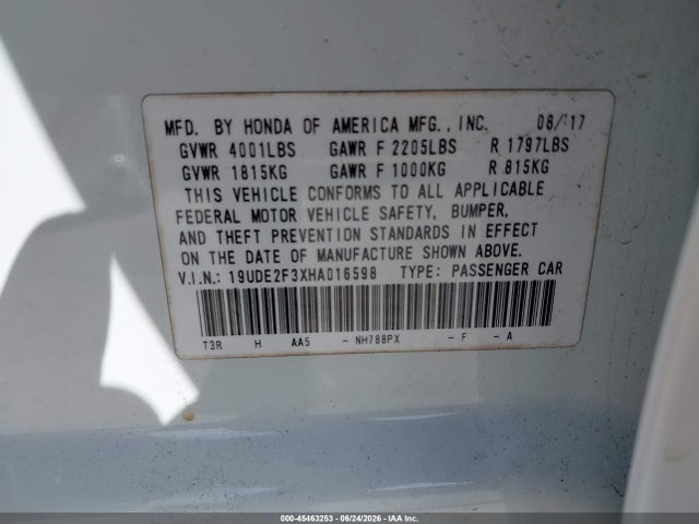 45463253 :رقم المزاد ، 19UDE2F3XHA016598 vin ، 2017 Acura Ilx Acurawatch Plus Package مزاد بيع