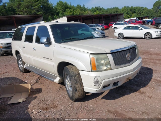 45463287 :رقم المزاد ، 3GYFK66NX4G215326 vin ، 2004 Cadillac Escalade Esv Standard مزاد بيع