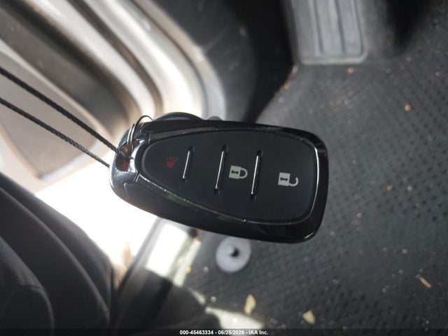 1GNERGKW9NJ103898 Chevrolet Traverse Fwd Lt Cloth