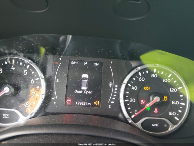 2017 Jeep Renegade Latitude მანქანა იყიდება აუქციონზე, vin: ZACCJABBXHPF64825, აუქციონის ნომერი: 45463527