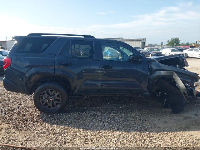 45463569 :رقم المزاد ، JTEVA5AR4S5009234 vin ، 2025 Toyota 4runner Sr5 مزاد بيع