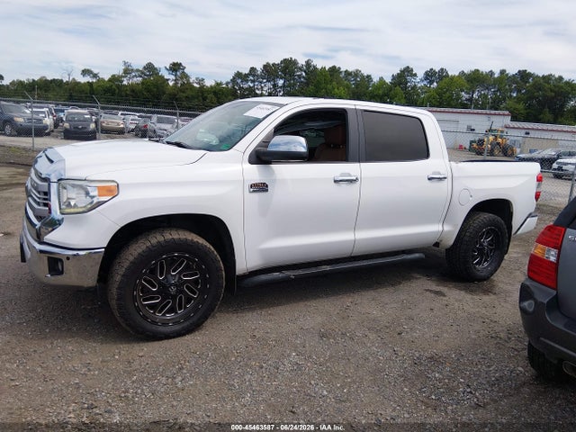 5TFAY5F11EX381821 Toyota Tundra 1794 5.7l V8
