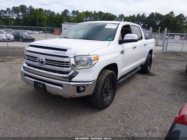 5TFAY5F11EX381821 Toyota Tundra 1794 5.7l V8