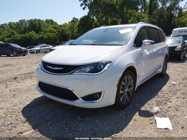Chrysler Pacifica Limited 2018 2C4RC1GG0JR263409 Image 2