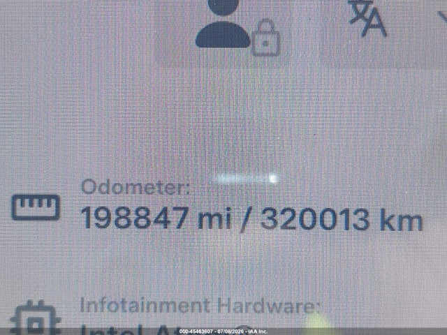 Tesla Model 3 Long Range/mid Range 2018 5YJ3E1EA1JF008181 Image 15