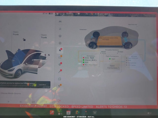 Tesla Model 3 Long Range/mid Range 2018 5YJ3E1EA1JF008181 Image 17