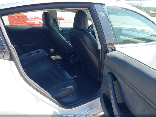 Tesla Model 3 Long Range/mid Range 2018 5YJ3E1EA1JF008181 Image 8