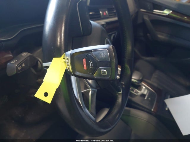 Продажа на аукционе авто 2018 Audi Q5 2.0t Premium/2.0t Tech Premium, vin: WA1BNAFY4J2043074, номер лота: 45463621
