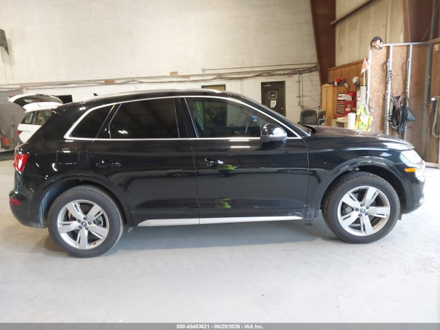 Продажа на аукционе авто 2018 Audi Q5 2.0t Premium/2.0t Tech Premium, vin: WA1BNAFY4J2043074, номер лота: 45463621