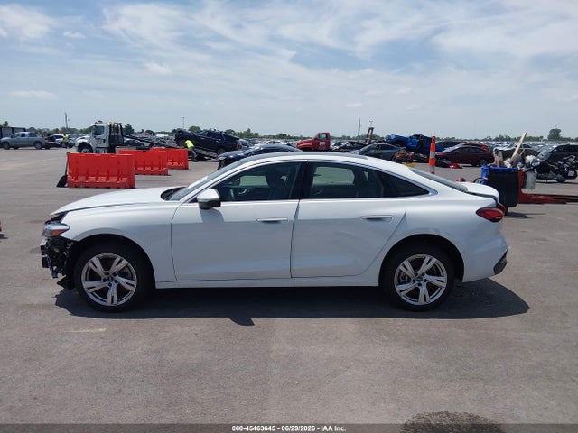 45463645 :رقم المزاد ، WAU1BCFU0SN077707 vin ، 2025 Audi All-new A5 Premium Tfsi Quattro S Tronic مزاد بيع