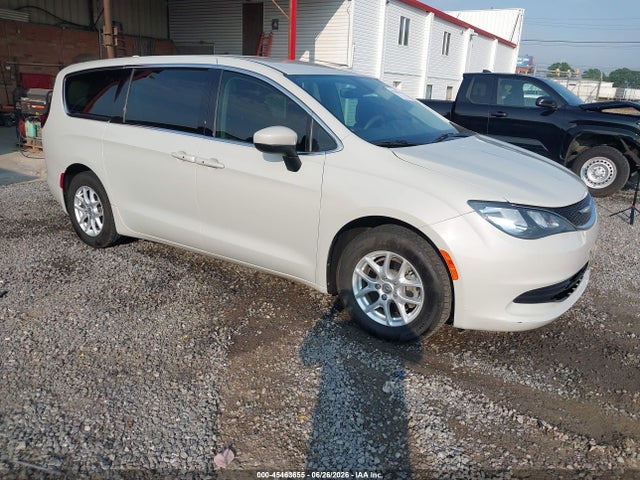 Chrysler Pacifica Touring 2017 2C4RC1DG9HR633593 main image