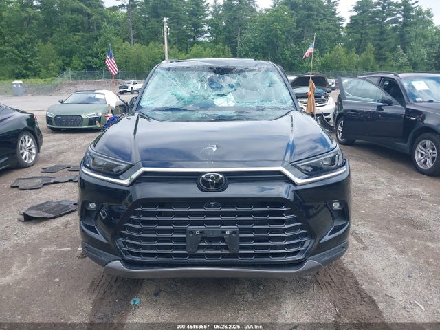 Toyota Grand Highlander Platinum 2024 5TDAAAB52RS008207 Image 12