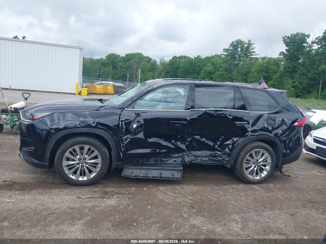 Toyota Grand Highlander Platinum 2024 5TDAAAB52RS008207 Image 14