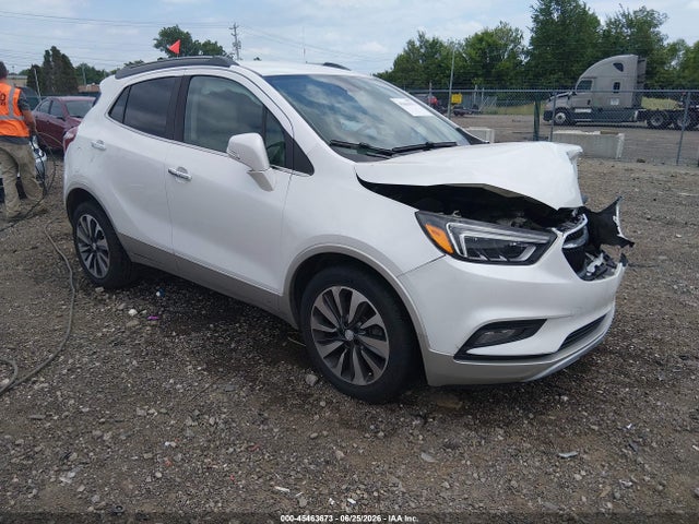 45463673 :رقم المزاد ، KL4CJCSB9HB117872 vin ، 2017 Buick Encore Essence مزاد بيع