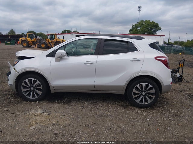 45463673 :رقم المزاد ، KL4CJCSB9HB117872 vin ، 2017 Buick Encore Essence مزاد بيع