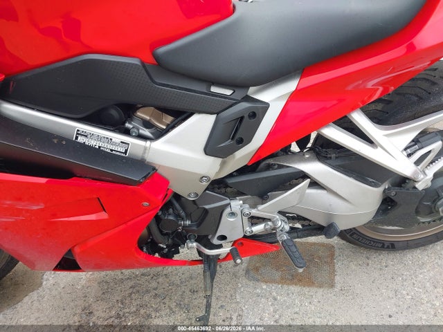 Honda Vfr800 F 2014 JH2RC7955EK000035 Image 9