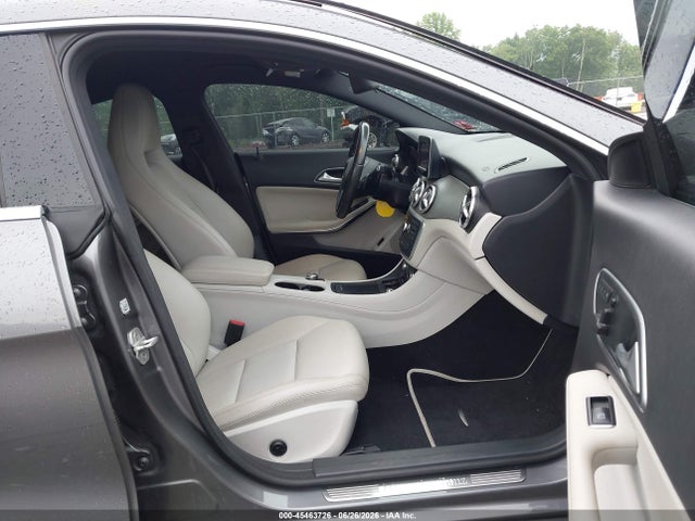 45463726 :رقم المزاد ، WDDSJ4EB4EN058751 vin ، 2014 Mercedes-benz Cla 250 مزاد بيع