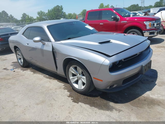 Dodge Challenger Sxt 2015 2C3CDZAG1FH723608 main image