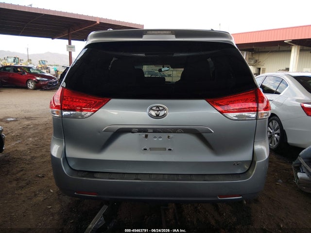 5TDKK3DC7ES524887 Toyota Sienna Le V6 8 Passenger