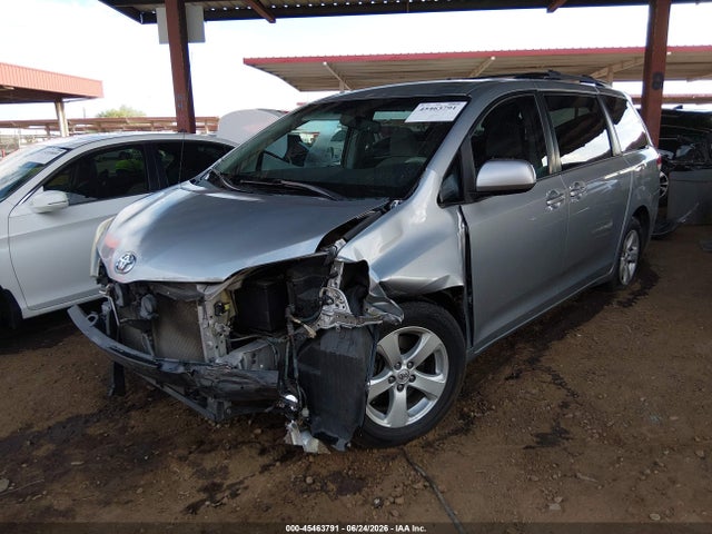 5TDKK3DC7ES524887 Toyota Sienna Le V6 8 Passenger