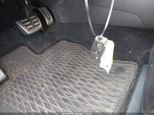 45463793 :رقم المزاد ، WVWLF7AU9FW252194 vin ، 2015 Volkswagen Golf R 4-door مزاد بيع