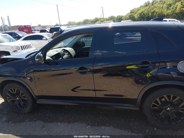 45463796 :رقم المزاد ، JA4AR3AU2JZ022795 vin ، 2018 Mitsubishi Outlander Sport 2.0 Le مزاد بيع