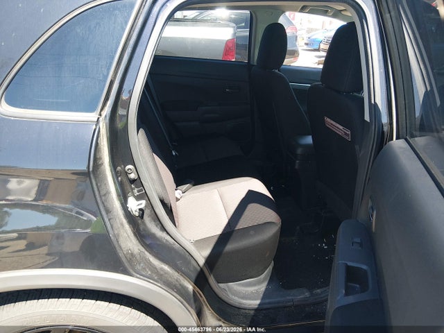 45463796 :رقم المزاد ، JA4AR3AU2JZ022795 vin ، 2018 Mitsubishi Outlander Sport 2.0 Le مزاد بيع