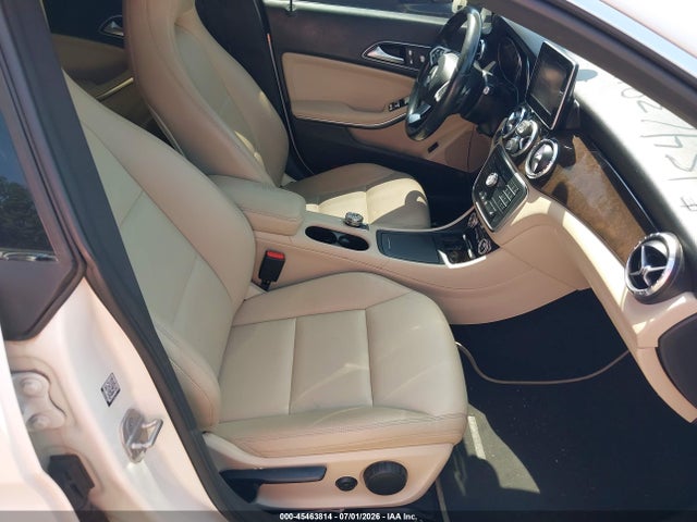 2015 Mercedes-benz Cla 250 4matic მანქანა იყიდება აუქციონზე, vin: WDDSJ4GB0FN286406, აუქციონის ნომერი: 45463814