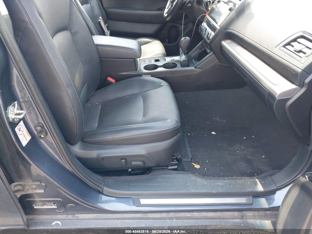 Продаж на аукціоні авто 2017 Subaru Outback 3.6r Limited, vin: 4S4BSENC2H3328397, номер лоту: 45463816