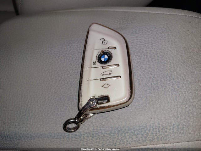 Продажа на аукционе авто 2017 Bmw X1 Xdrive28i, vin: WBXHT3C34H5F85641, номер лота: 45463832