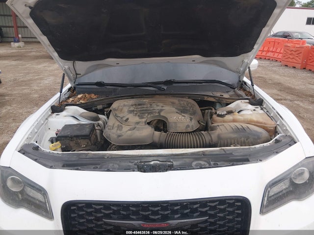 Продажа на аукционе авто 2016 Chrysler 300, vin: 2C3CCABGXGH229879, номер лота: 45463836