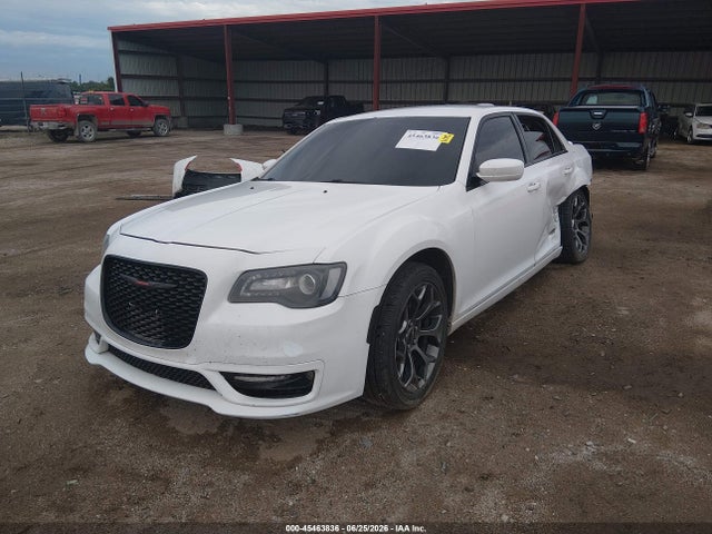 Продажа на аукционе авто 2016 Chrysler 300, vin: 2C3CCABGXGH229879, номер лота: 45463836