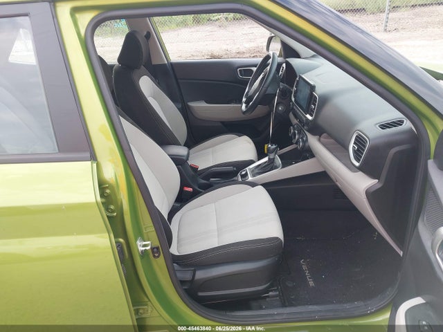 45463840 :رقم المزاد ، KMHRC8A39NU201025 vin ، 2022 Hyundai Venue Sel مزاد بيع