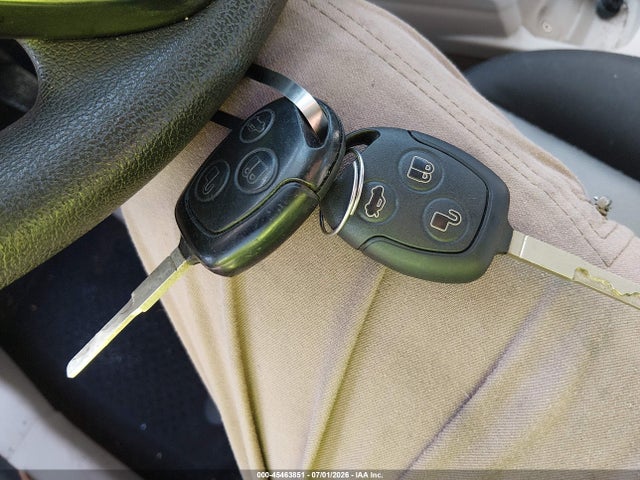 45463851 :رقم المزاد ، 3FADP4AJ7BM214338 vin ، 2011 Ford Fiesta S مزاد بيع