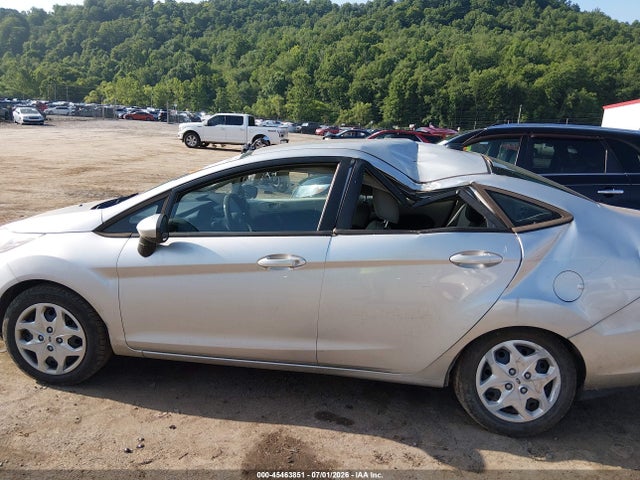 45463851 :رقم المزاد ، 3FADP4AJ7BM214338 vin ، 2011 Ford Fiesta S مزاد بيع