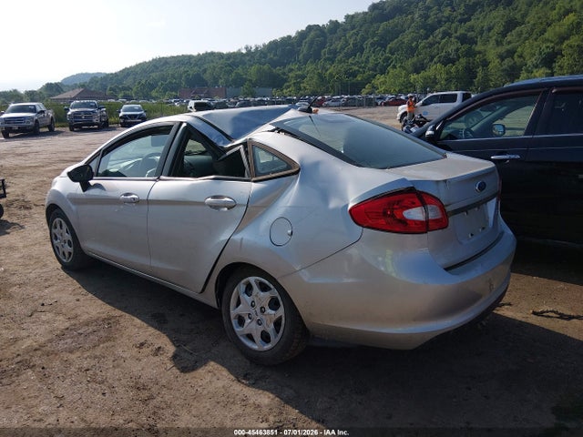 45463851 :رقم المزاد ، 3FADP4AJ7BM214338 vin ، 2011 Ford Fiesta S مزاد بيع