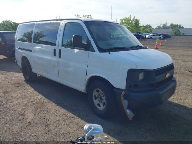 2007 Chevrolet Express Work Van მანქანა იყიდება აუქციონზე, vin: 1GCFG15X271220911, აუქციონის ნომერი: 45463867