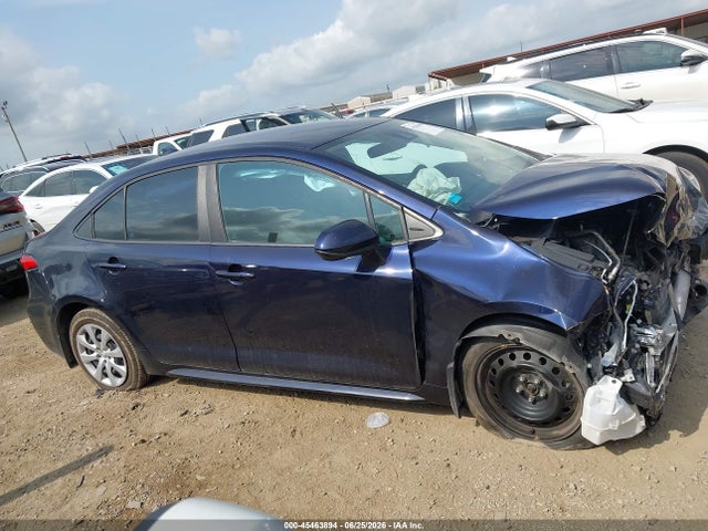45463894 :رقم المزاد ، 5YFEPMAE2MP267817 vin ، 2021 Toyota Corolla Le مزاد بيع