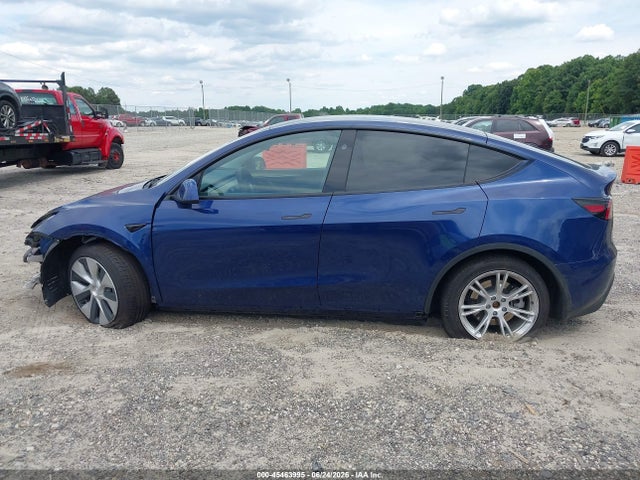 Продажа на аукционе авто 2023 Tesla Model Y Awd/long Range Dual Motor All-wheel Drive, vin: 7SAYGDEE1PF874219, номер лота: 45463995